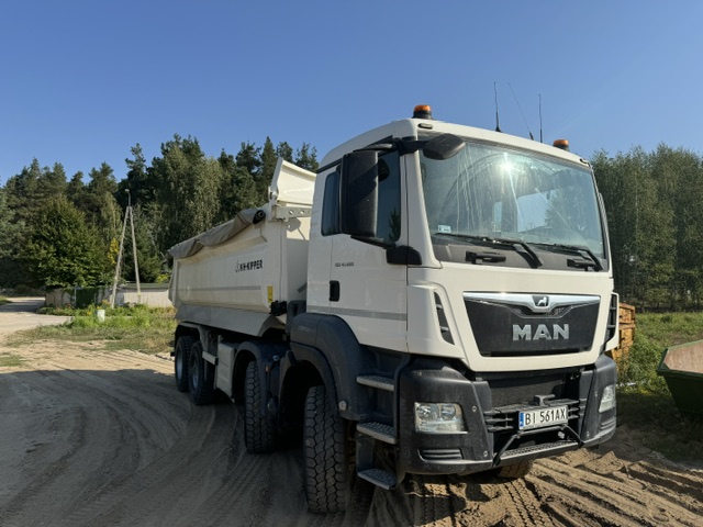 MAN 8x8